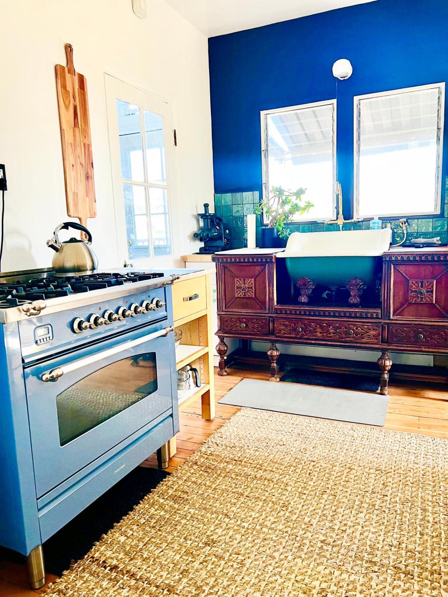 Spanish In Franklin Hills Walk To Sunset Junction By Jordannella Realty *
