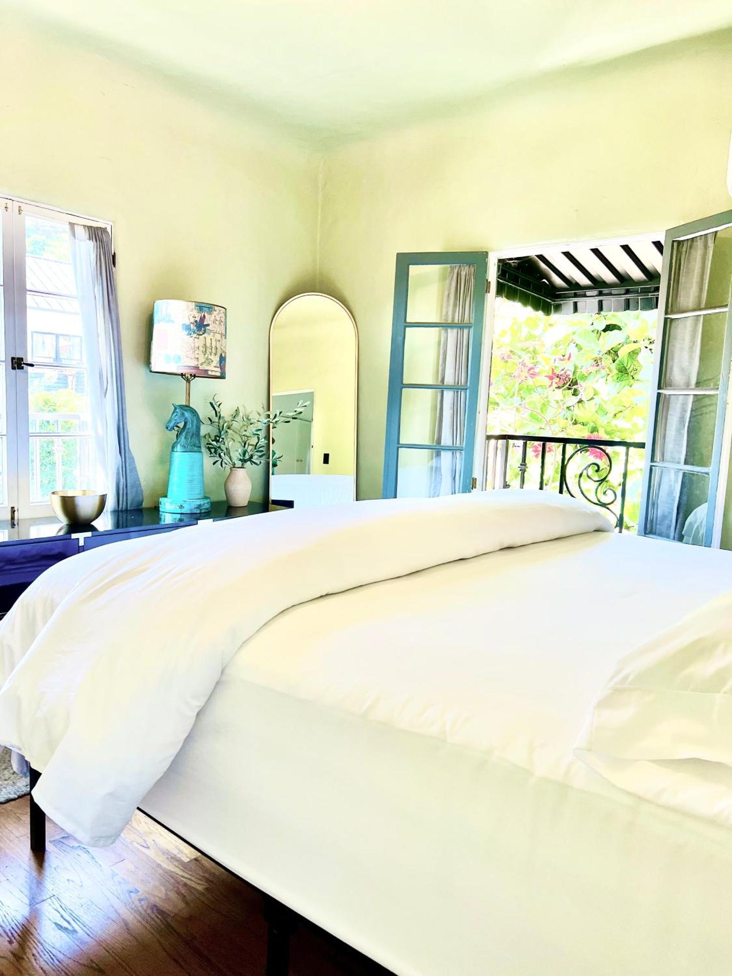 Holiday home Spanish In Franklin Hills Walk To Sunset Junction By Jordannella Realty